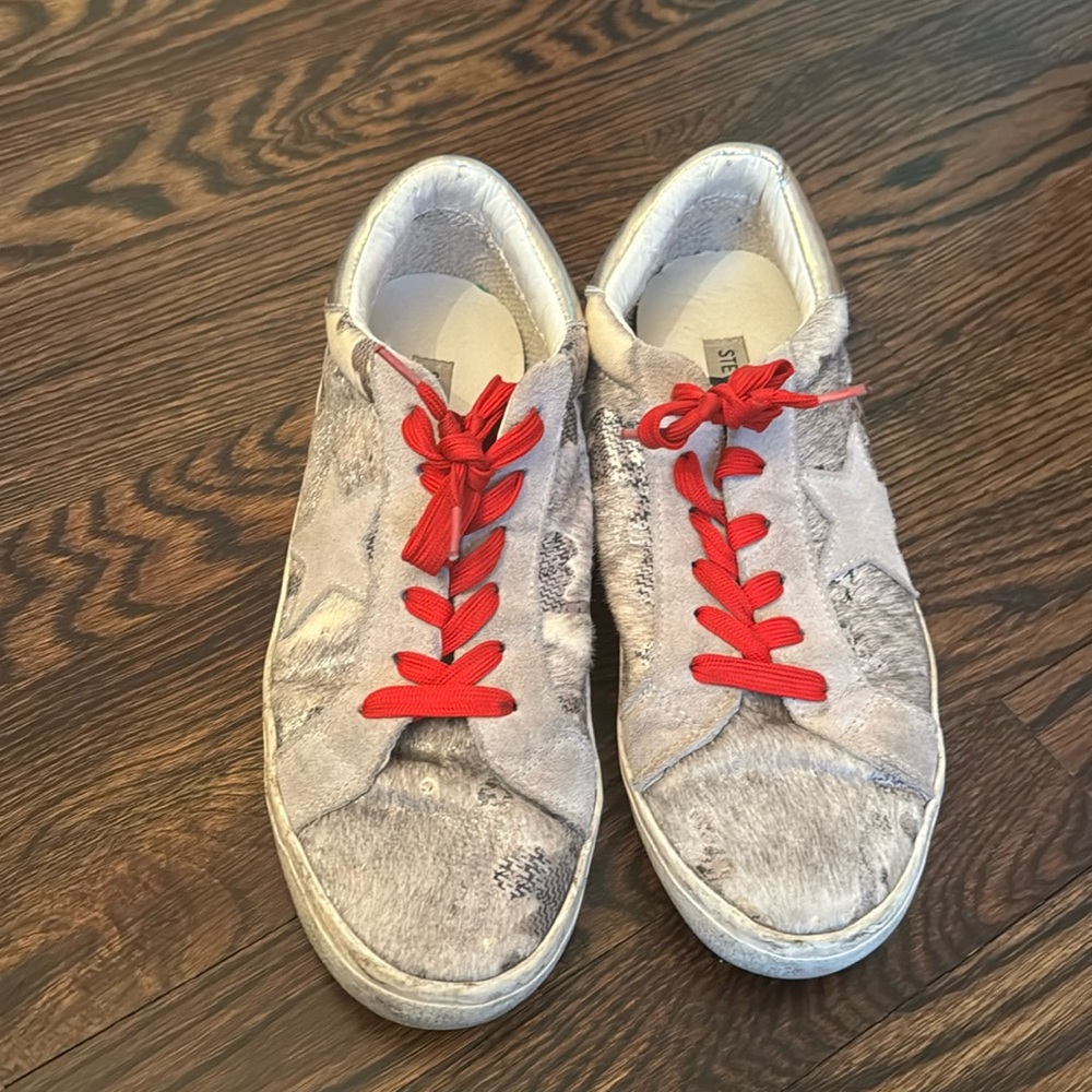 Cool everyday sneakers